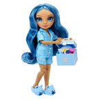 Rainbow high junior high pyjamaparty - 23 cm - skyler (blauw) - modepop