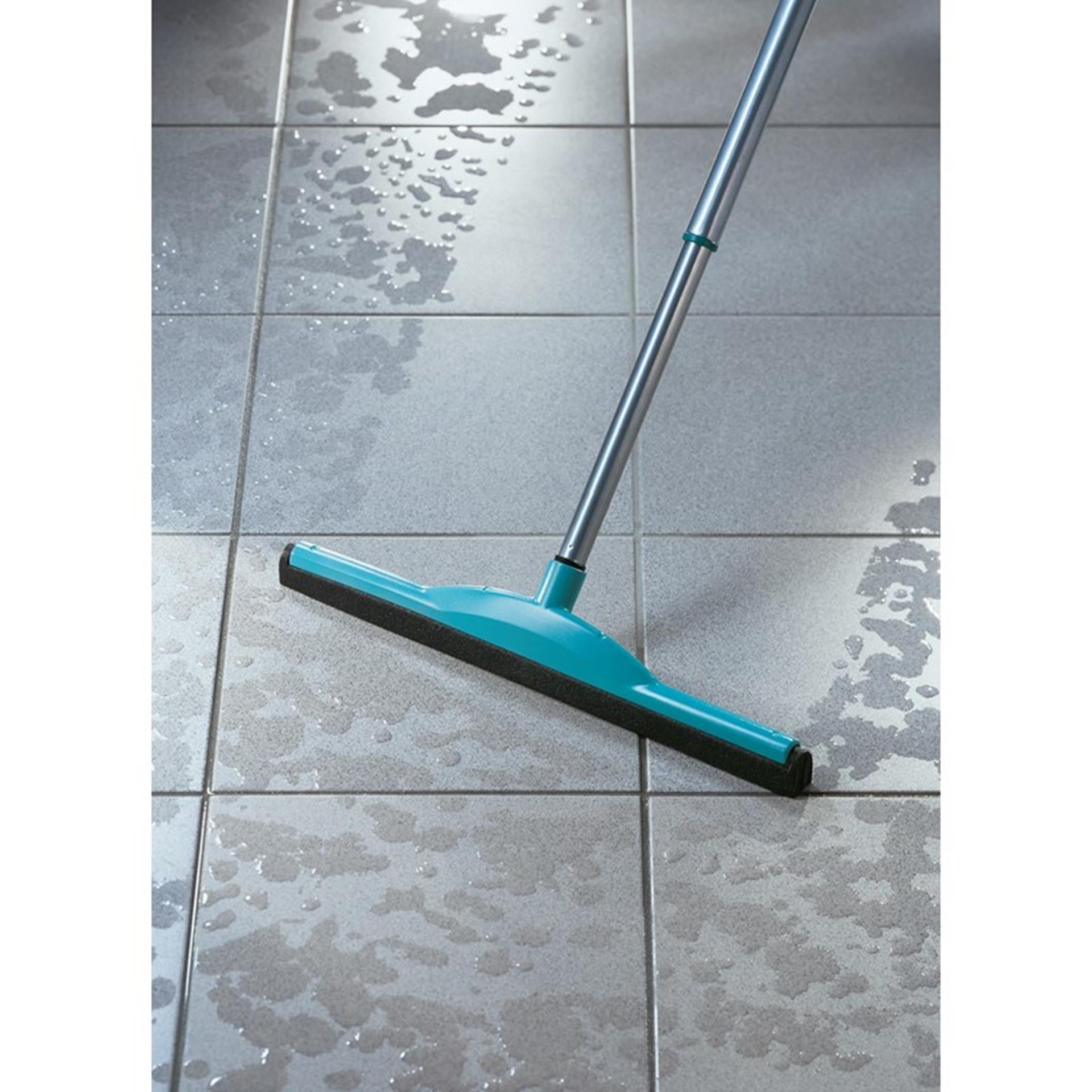 Leifheit 56421 classic watertrekker met telescoopsteel 45 cm groen grijs