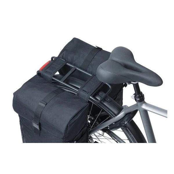 Basil B.V. - B.V. Dubbele fietsas basil move 30 liter 16 x 27 x 38 cm - zwart