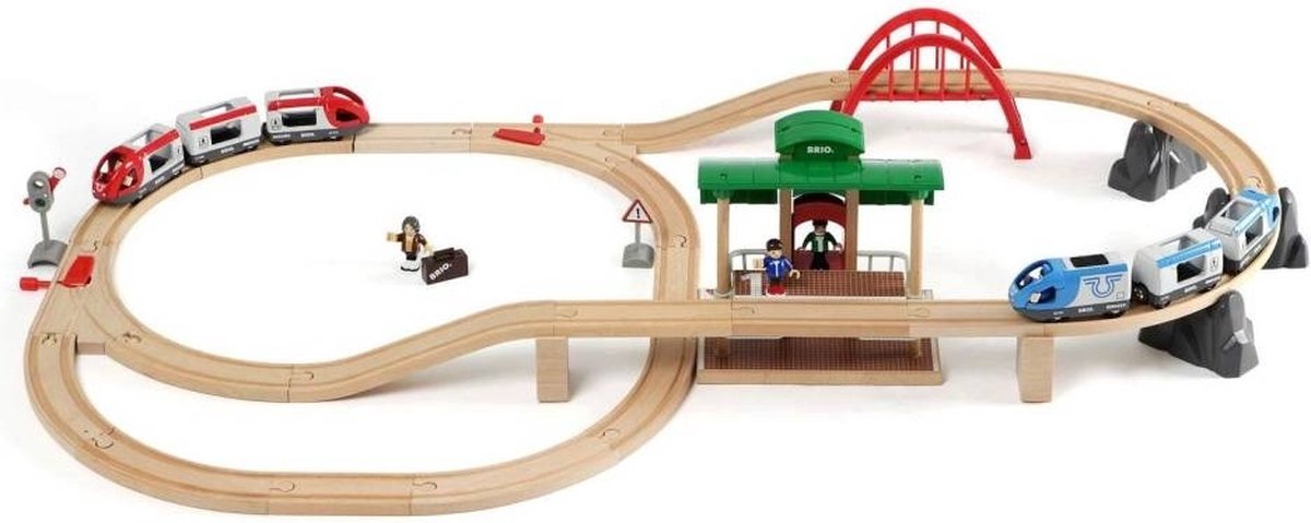 BRIO - BRIO treinset met perron en twee treinen - 42dlg.