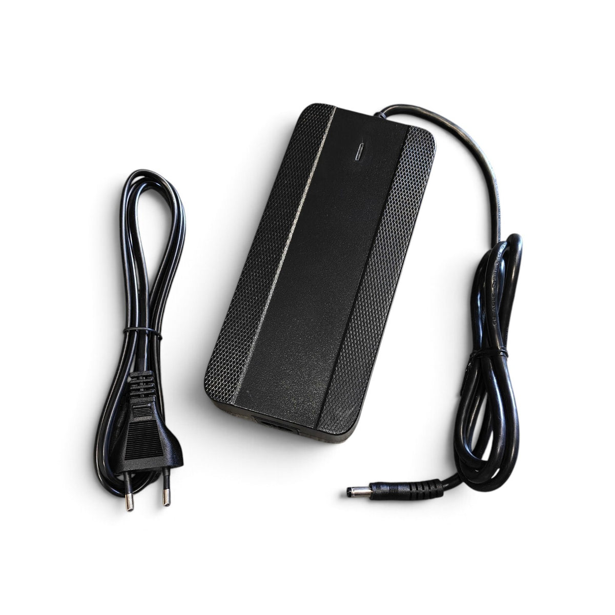 - FB1702A Oplader DC2.1-pin