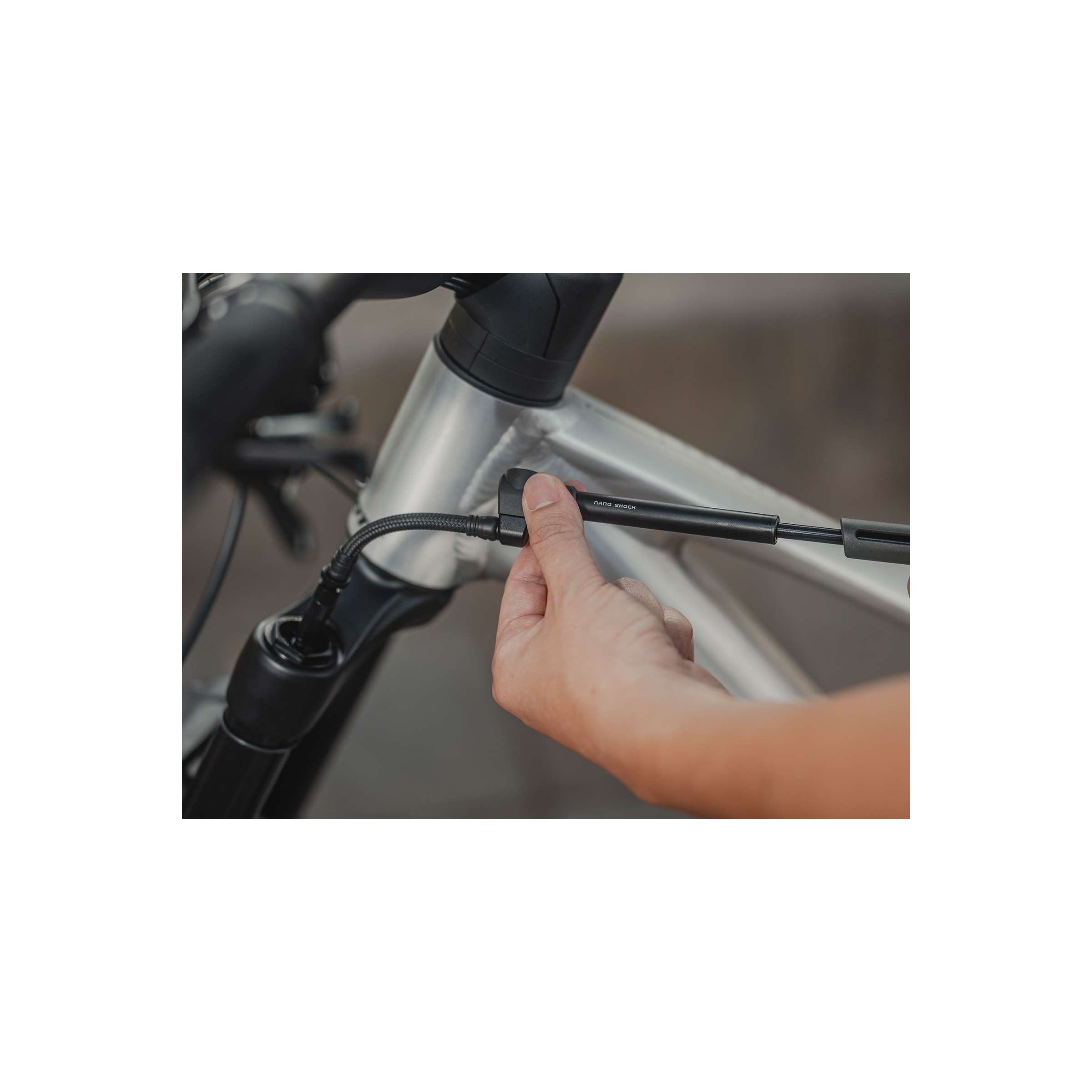 Topeak - minipomp suspension nano shock met pompslang 8.5 cm
