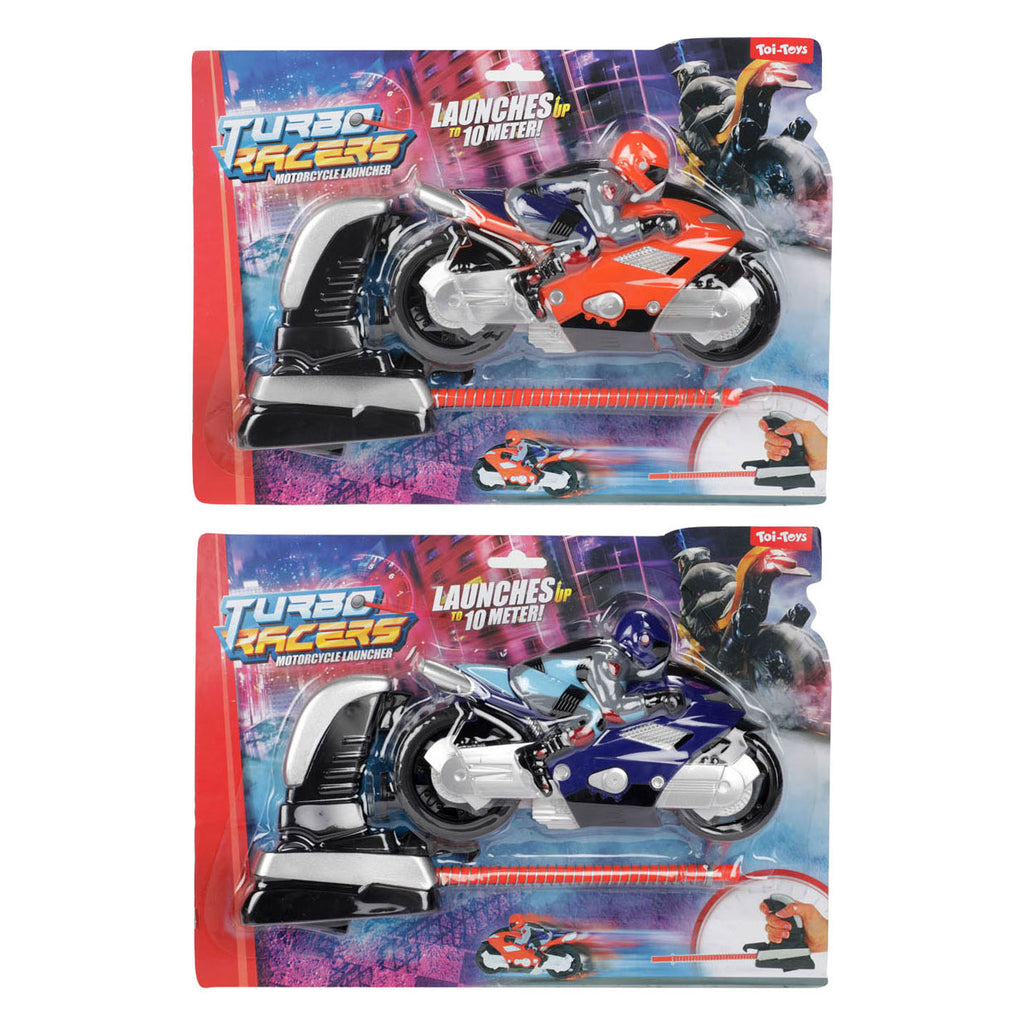 Turbo Racers - Turbo Racers rijder op motor met afschieter