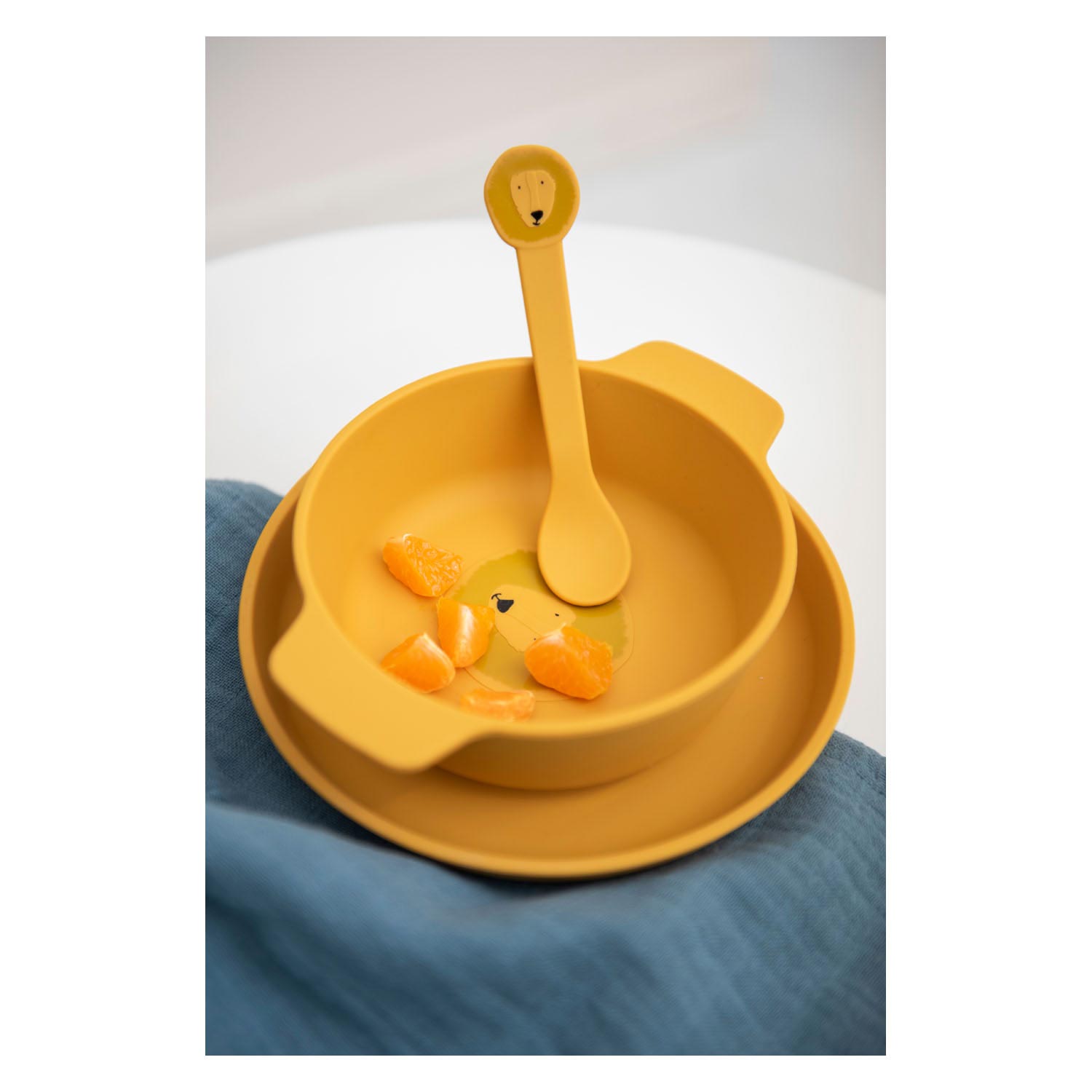 Trixie - siliconen kom mr. lion - kinderservies - 100% food grade silicone -vaatwas en microgolf bestendig - leeuw