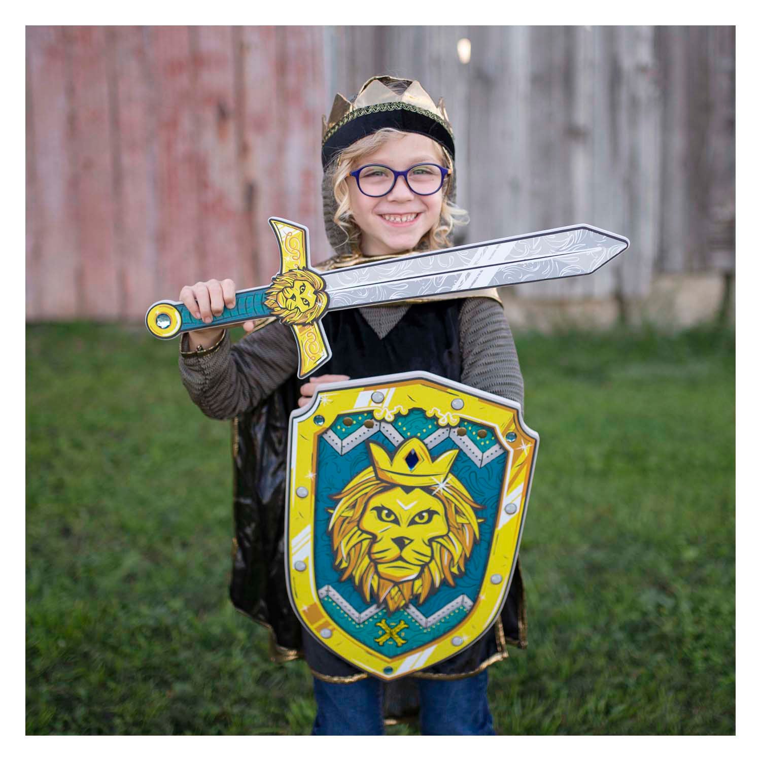 Great Pretenders - Great Pretenders Lionheart warrior shield