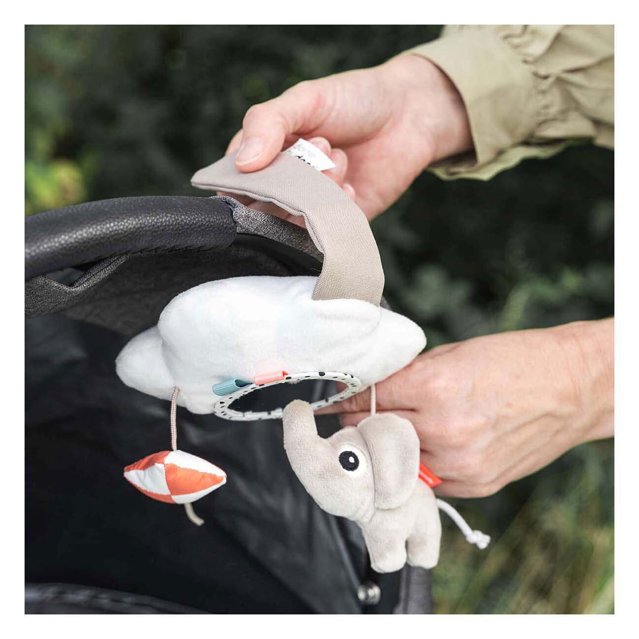 Done By Deer - Done By Deer kinderwagen mobiel speeltuin