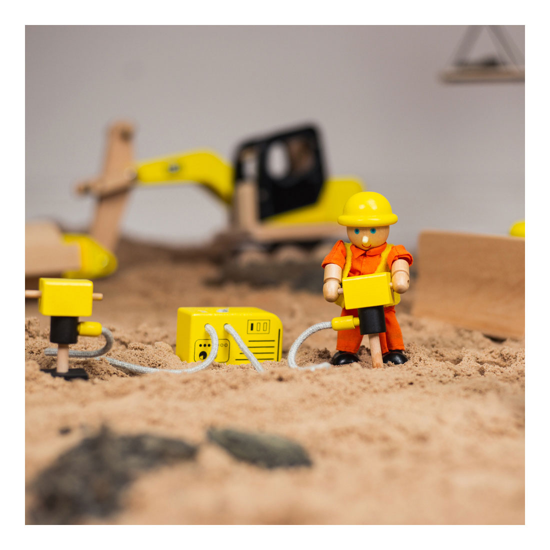 Tidlo - Tidlo houten poppenhuis bouwvakkers constructie materiaal 13dlg.