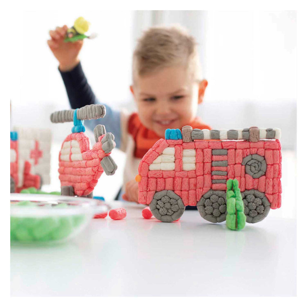 Playmais - mais kaarten versieren brandweerwagen
