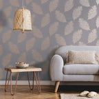 Dutch wallcoverings behang fawning feather grijs en roségoudkleurig