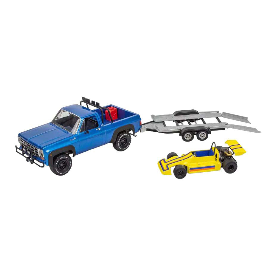 Revell modelbouwpakket - '78 chevy 4x4 pickup with go-kart 1:25