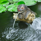 Ubbink drijvende spuitfiguur otter op boomstam waterornament