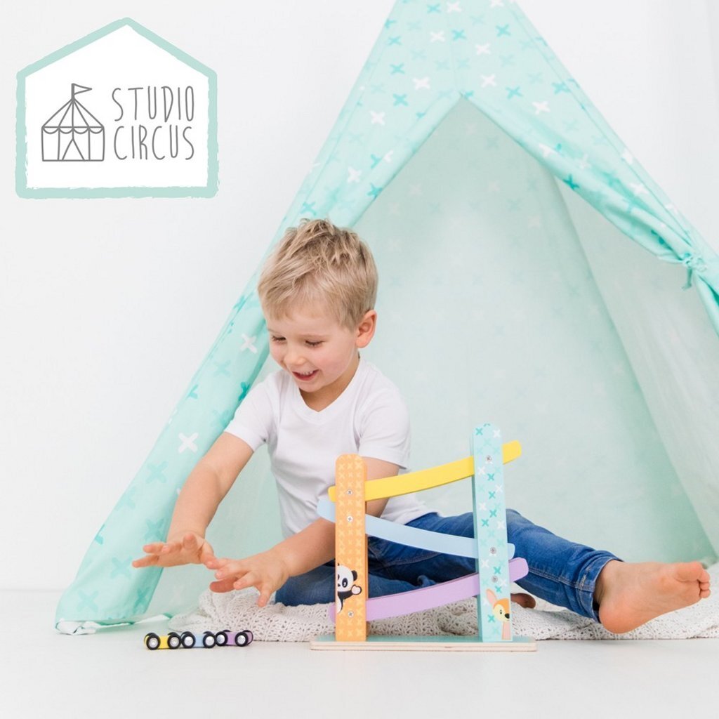Studio Circus - Studio Circus houten autobaan + 3 auto's