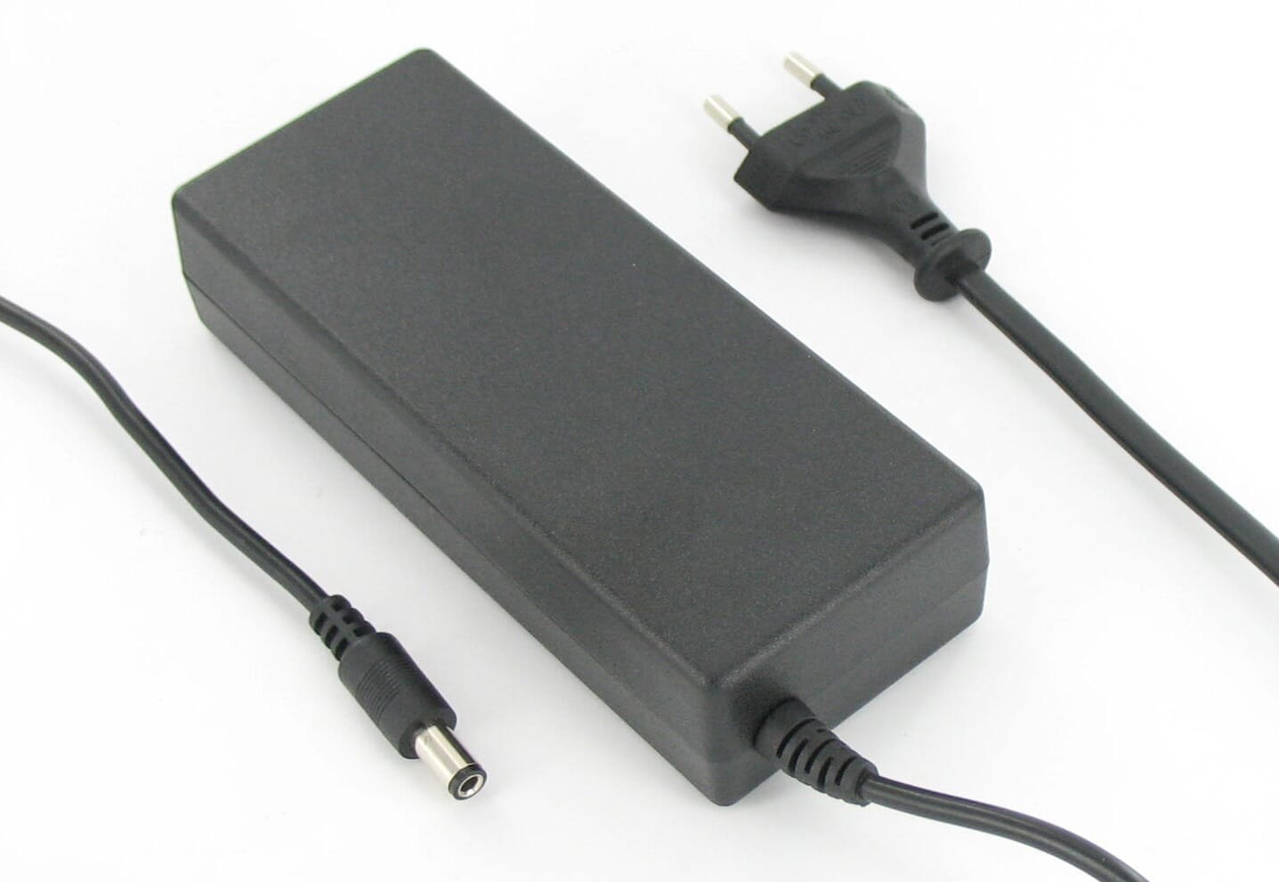 - Laptop AC Adapter 90W