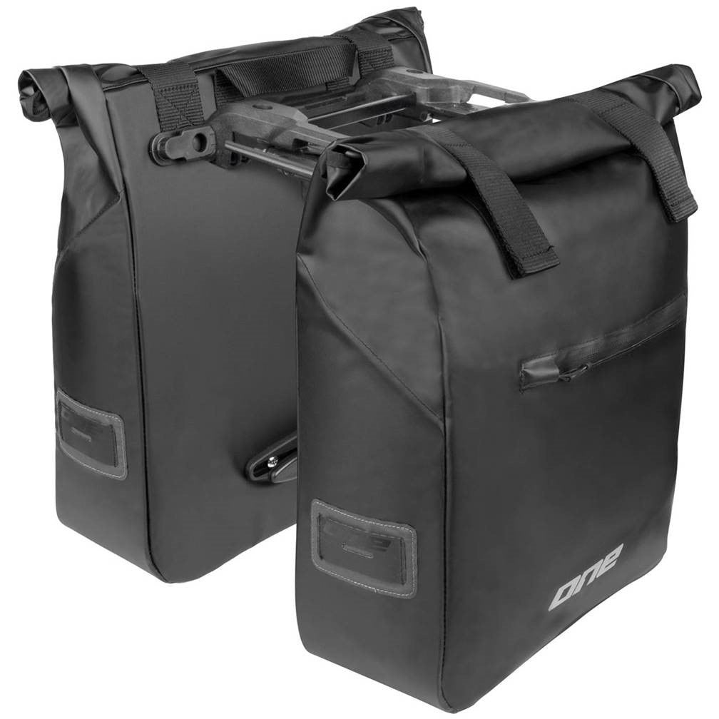 One enkele achtertas 2 stuks zwart rc.bags 30 avs