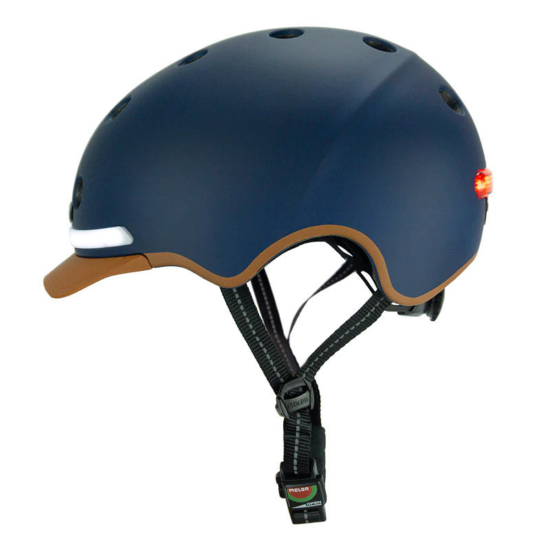 Melon - helm met verlichting e-series heaven & earth m-l
