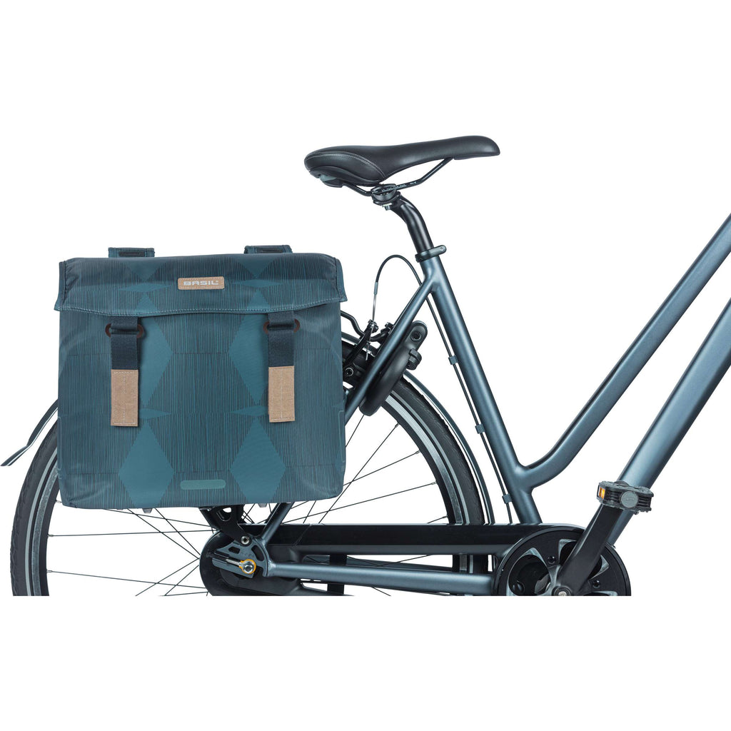 Basil Elegance dubbele fietstas, blauw, gerecycled PET, gevoerd, waterkerende sluiting, Universal Bridge, 40-49L