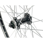 Velox voorwiel mach1 er-10 28 shimano qc300 disc zwart