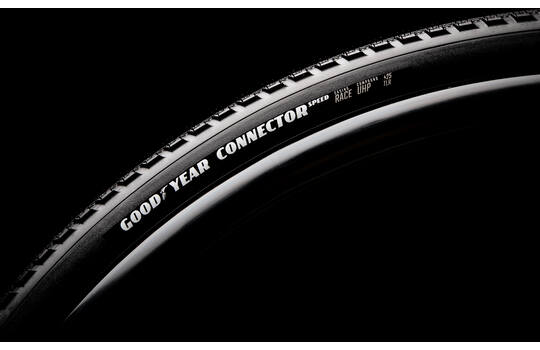Goodyear connector speed folding tire