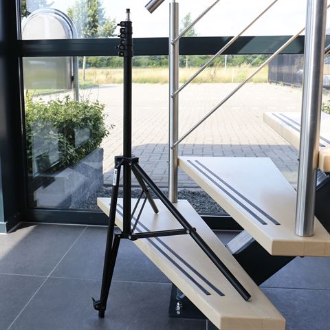 Falcon eyes lampstatief met verstelbare poot l-2440a b 240 cm
