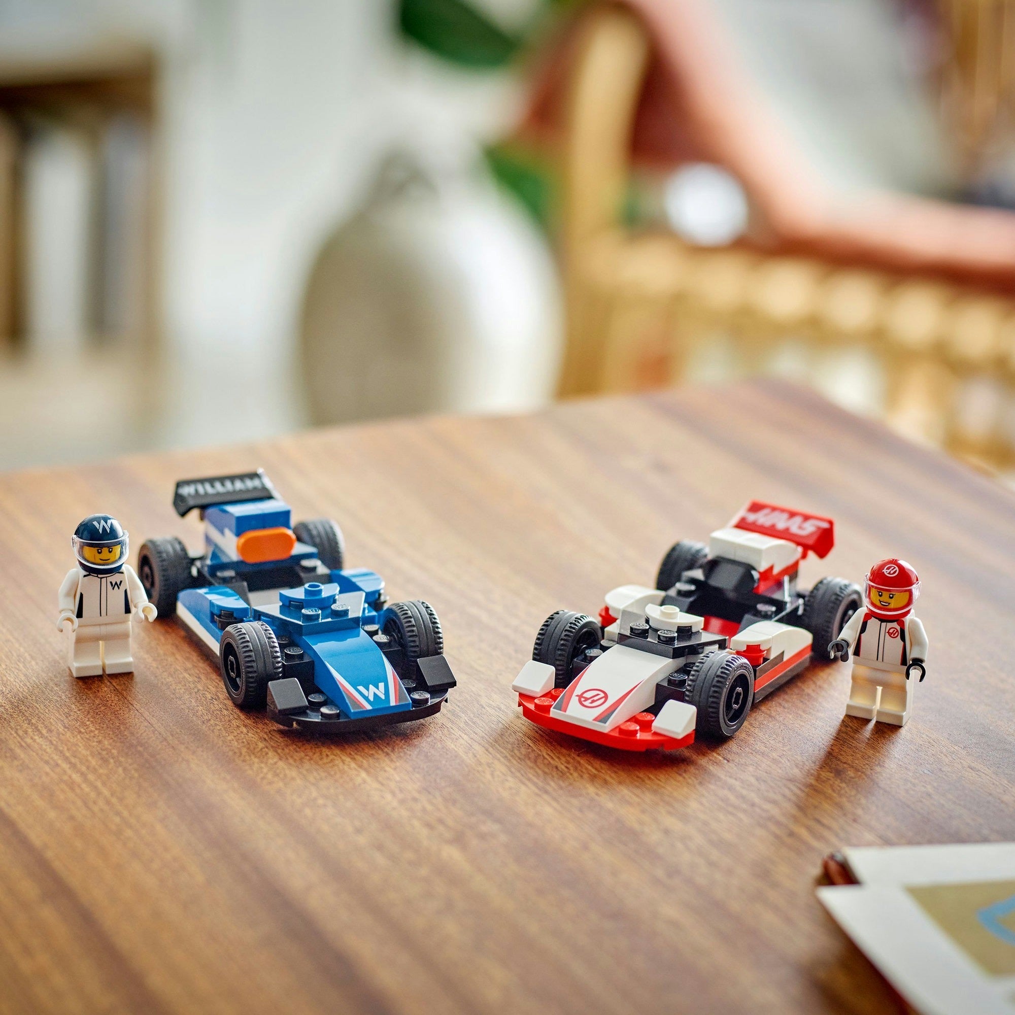 Lego city 60464 f1 williams racing en haas f1 racewagens