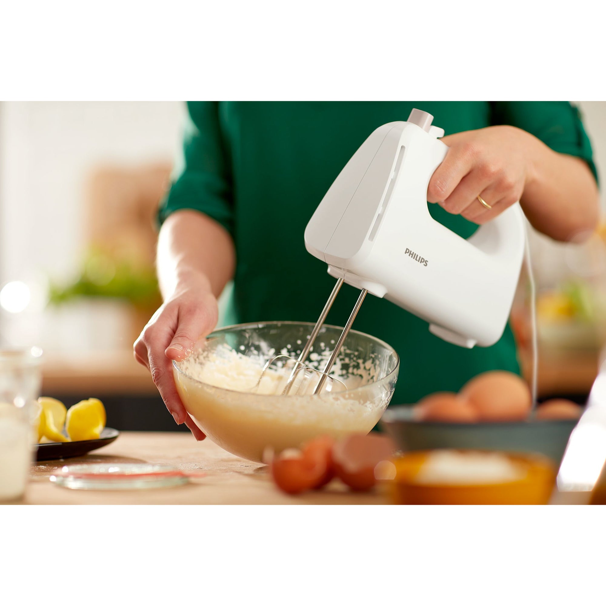 Philips hr3705 00 3000 series handmixer wit