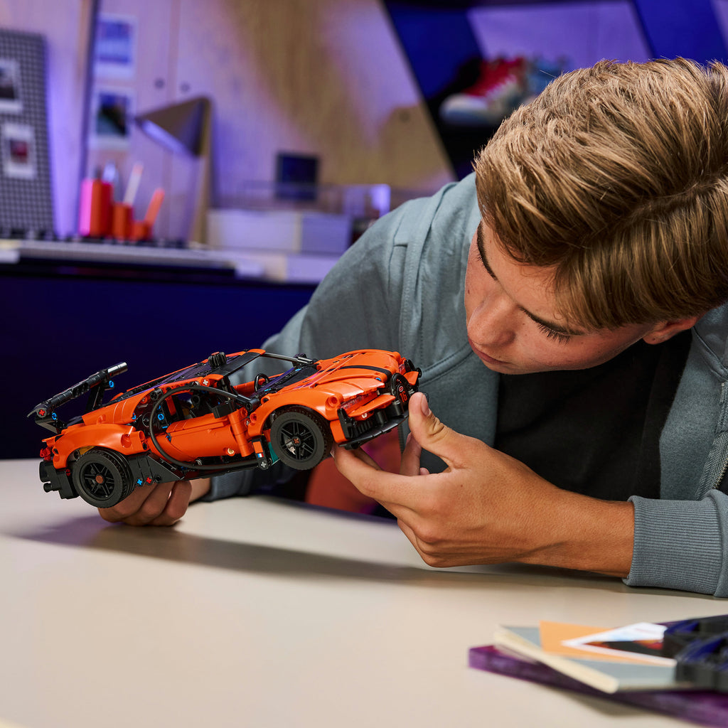 LEGO - technic 42222 bugatti chiron pur sport