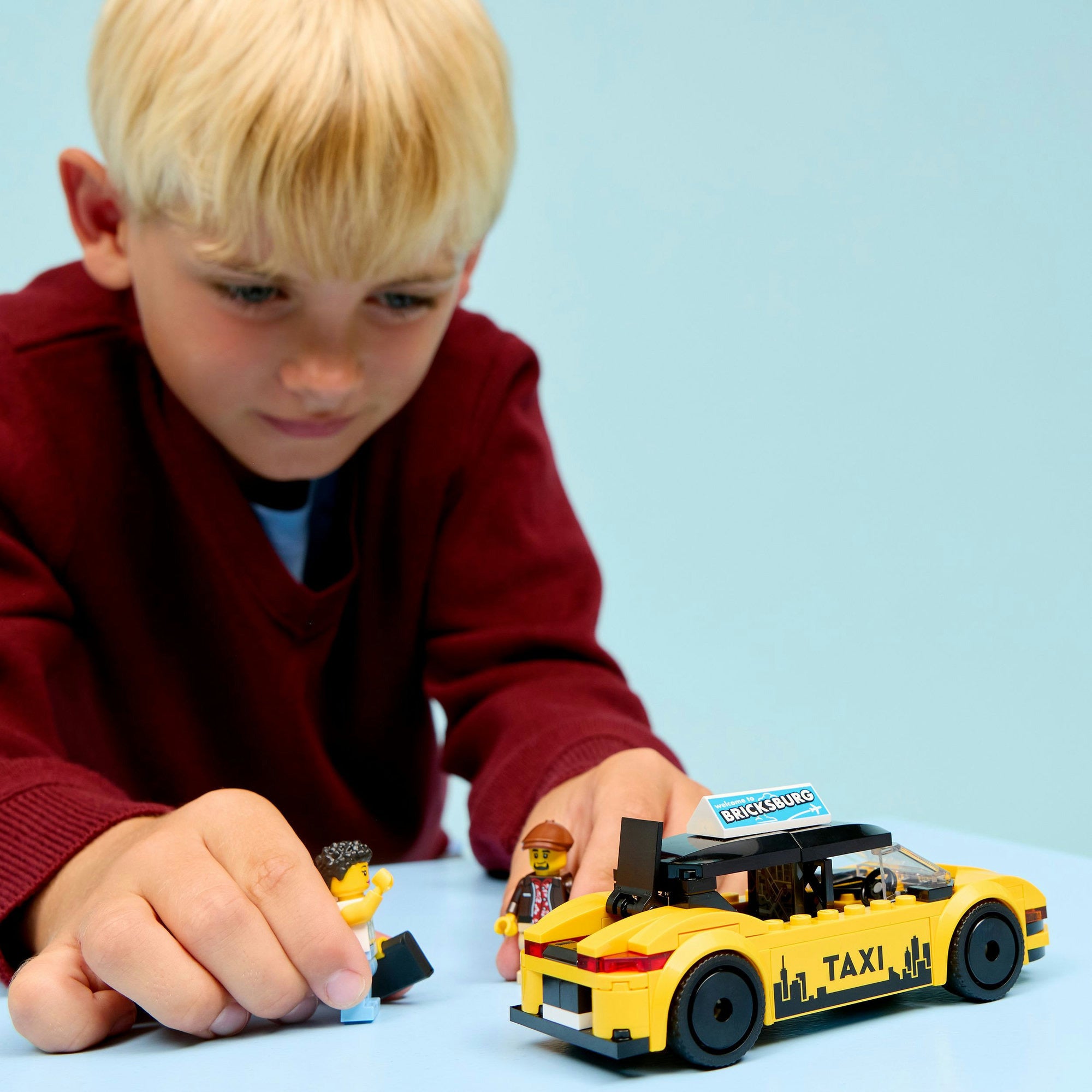 LEGO - ® city gele taxi - modelautobouwset met 2 minifiguren - klassieke speelgoedtaxi - 60487