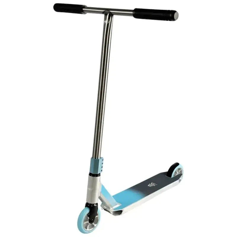- flyby air v2 pro scooter chrome-blue